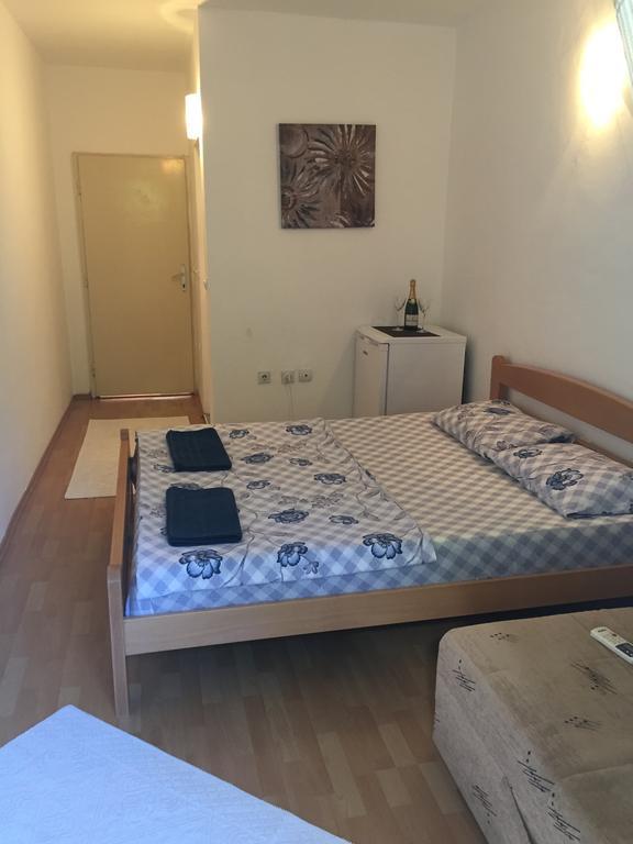 Tina Rooms Ulcinj Exterior foto